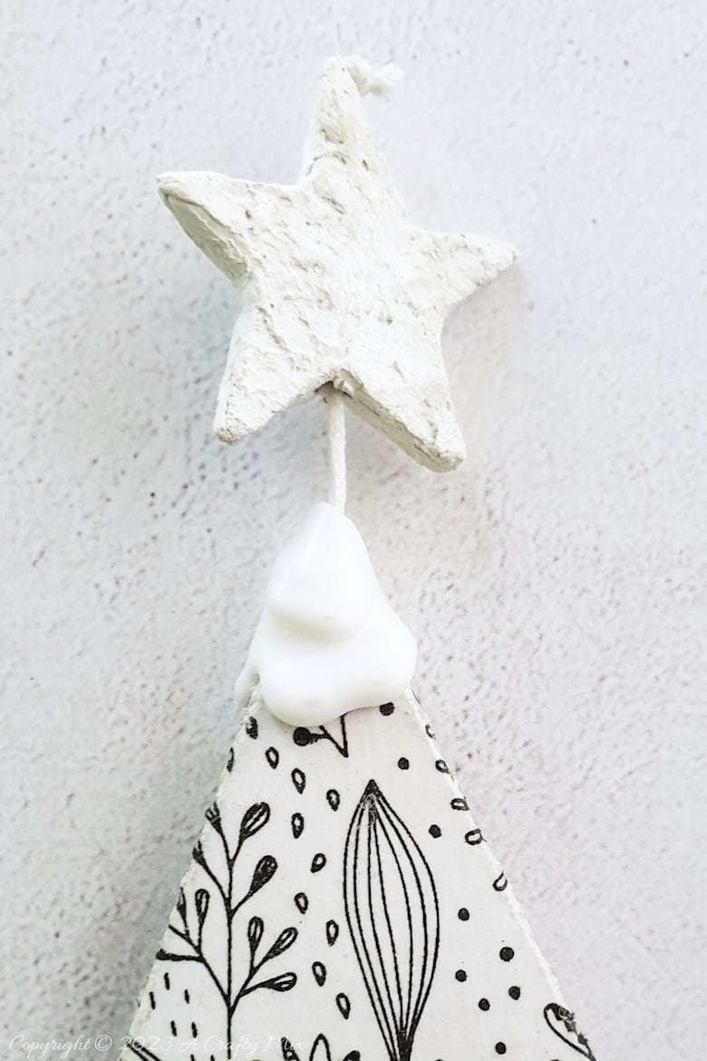 Get ready to deck the halls with handmade joy this festive season! Join us as we show you how to make an easy ornamental cardboard Christmas tree in three easy steps. It's a quick, kid-friendly craft that's can be customized in so many different ways. The little Xmas trees make great gifts too 
