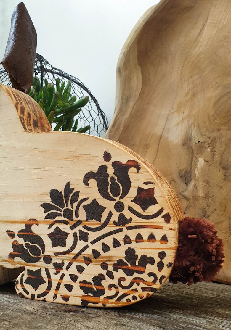 Ever wondered how to create gorgeous designs on scrap wood? Join us on a journey of self-expression as we try out wood burning paste and create a rustic bunny. We share all the lessons learnt and give you tips on how to get the most out of the process. There's even a recipe to make your own paste if you can't find any in stores near you.