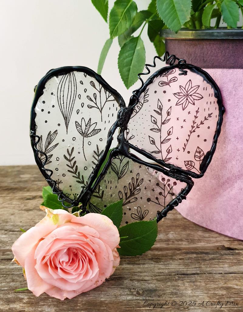 Unleash your inner creative genius. We&rsquo;ll show you an easy and, dare I say, mind-blowing technique that turns simple napkins into faux leaded glass art. Perfect for DIY crafts, home decor, and gifts.