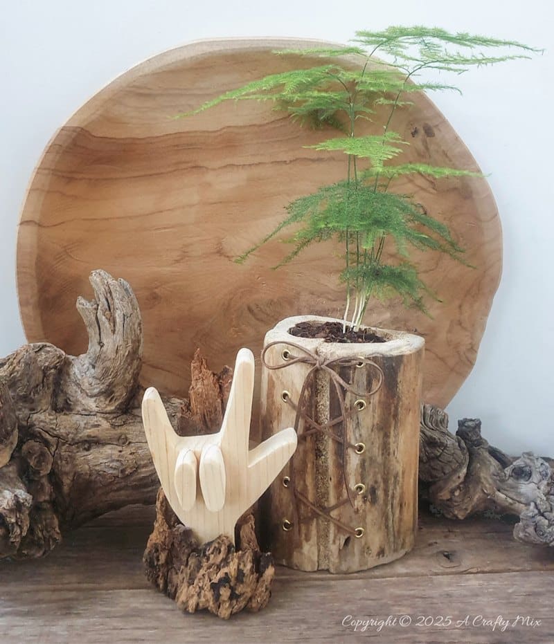 Are you looking for a thoughtful gift to express your love? We'll show you how to make an ASL 'I Love You' hand sign using scrap wood. It’s a gift from the heart. The tutorial includes a free cutting template.