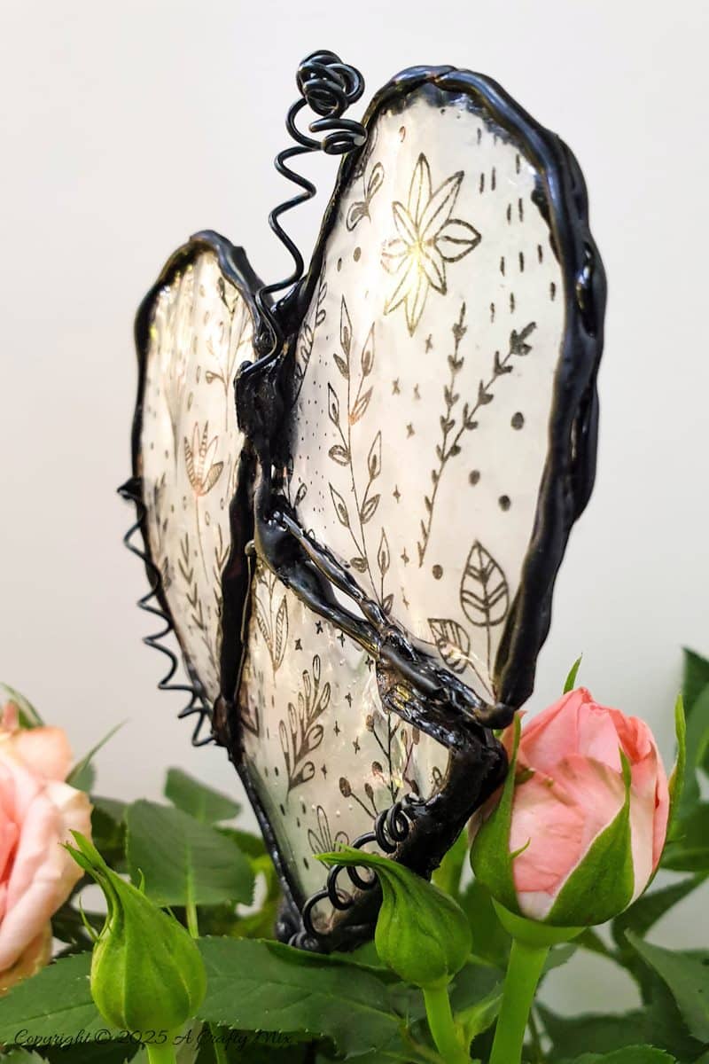 Unleash your inner creative genius. We&rsquo;ll show you an easy and, dare I say, mind-blowing technique that turns simple napkins into faux leaded glass art. Perfect for DIY crafts, home decor, and gifts.