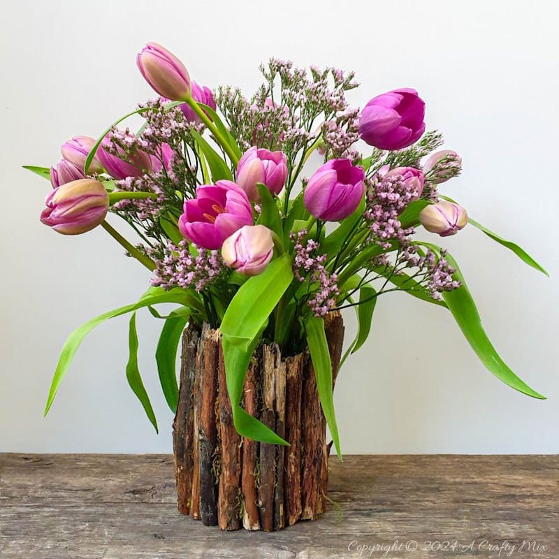 Welcome to how to keep Tulips Fresh for Longer 101. I share my top tips for keeping these gorgeous Spring flowers looking beautiful for as long as possible. Plus, there&rsquo;s a bonus tutorial that will show you how to recycle a tin can and make a twig vase. It&rsquo;s perfect as wedding d&eacute;cor or to bring a little nature into your home.