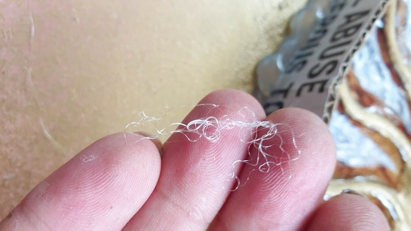 Be sure to remove any glue threads before adding the resin
