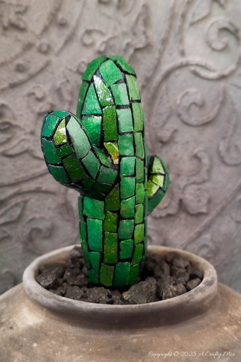 Create a stunning DIY eggshell mosaic-perfect for beginners and seasoned crafters alike. This step-by-step guide shows you how to paint, seal, and arrange eggshell fragments into beautiful upcycled home d&eacute;cor. No grout or special tools needed. Try this easy mosaic craft and add a touch of whimsy to your space