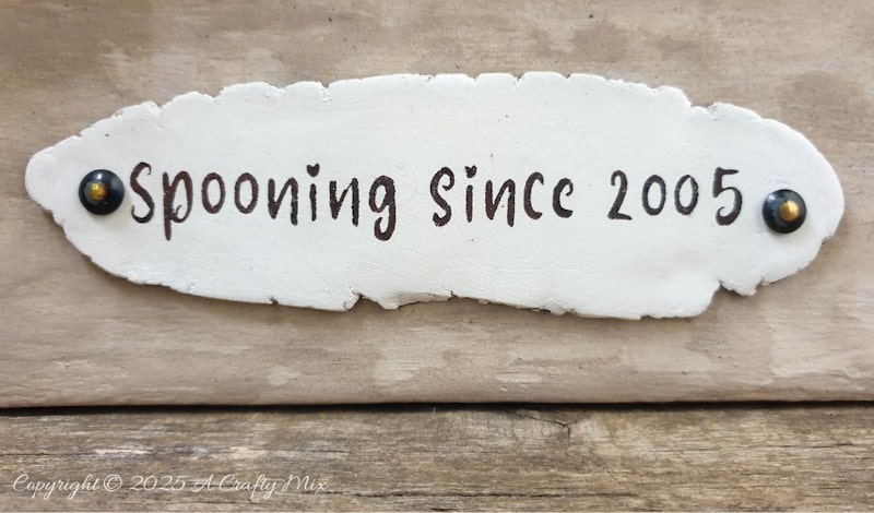 Celebrate a beautiful love story with a unique DIY "spooning since" anniversary gift. Handmade wooden spoons with personalized names and clay bowls mounted on canvas make a unique d&eacute;cor piece that will be treasured for years to come. Perfect for Valentine&rsquo;s Day, weddings, or any romantic occasion, this craft tutorial is easy to follow and fun to make.