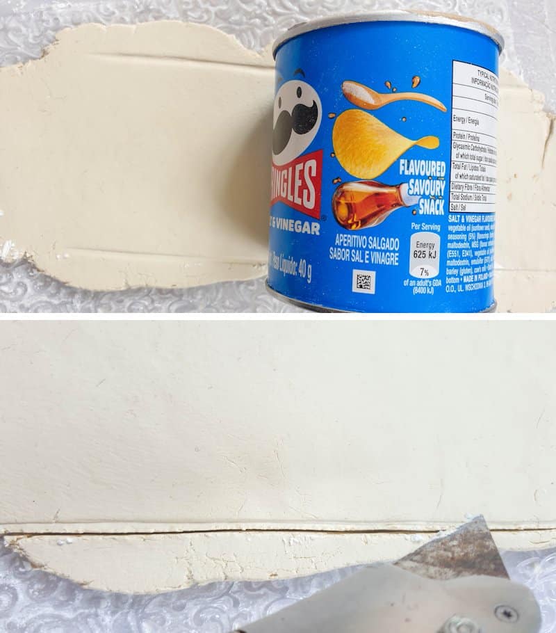 Roll the Pringles can over the clay