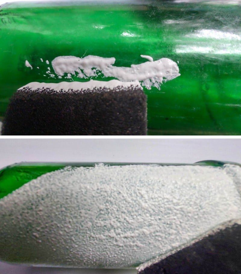 Apply the texture paste with a sponge or your hands.