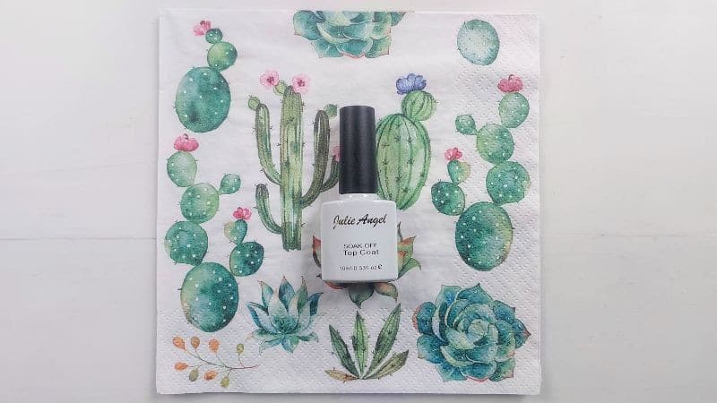 What you need to make a whimsical watercolor-inspired succulent garden