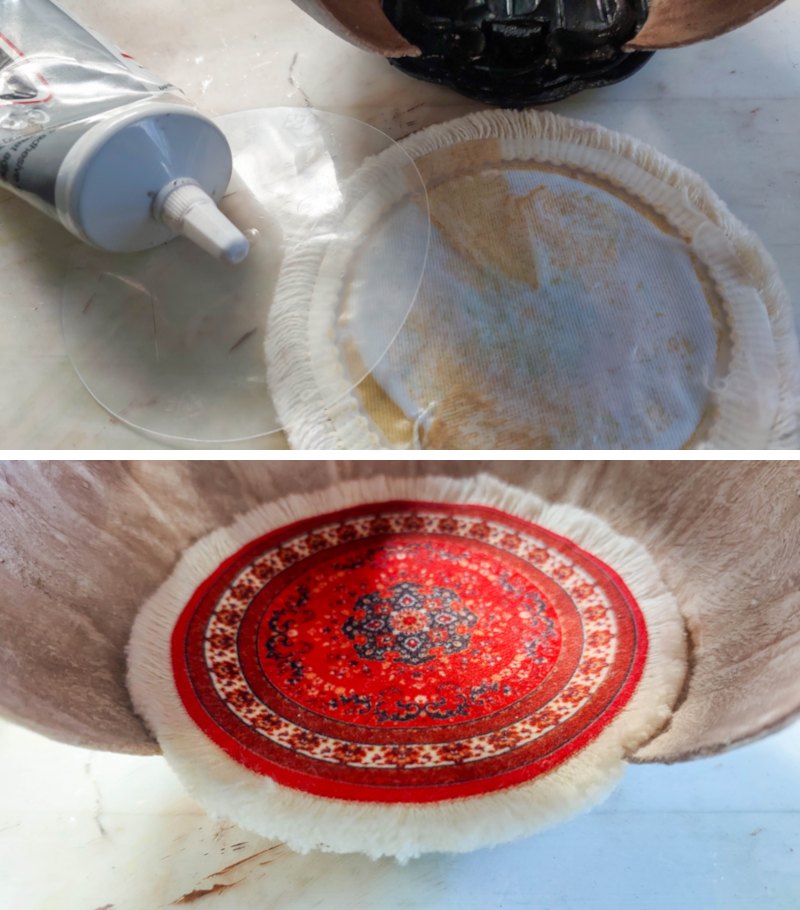 Glue the mini mat to the plastic lid