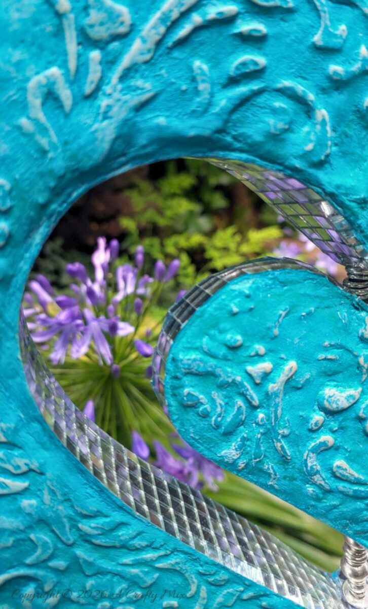 If you love upcycling, this cardboard heart wind spinner project shows how to turn leftover boxes into a unique hanging decoration that catches the light and creates fairy-like reflections everywhere.