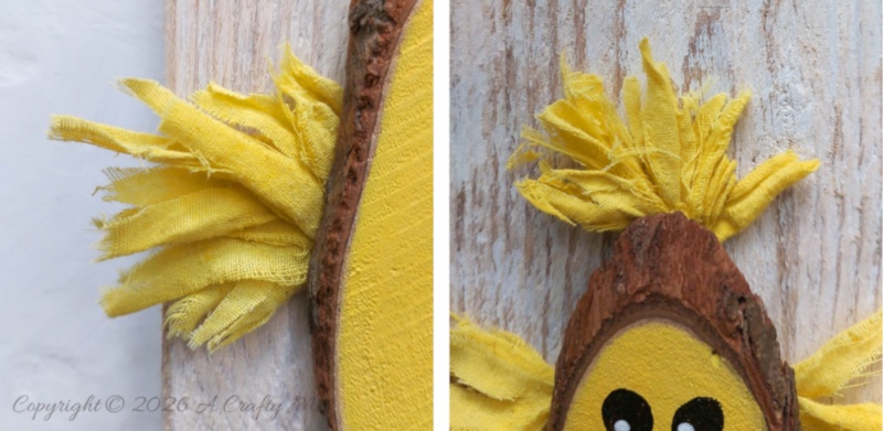 Ready for a quick weekend craft project? These Wood Slice Chickens, with their scruffy feathers and dangly legs, are kid approved, inexpensive, and easy to customize. They&rsquo;re perfect for adding something bright and quirky to your rustic spring d&eacute;cor