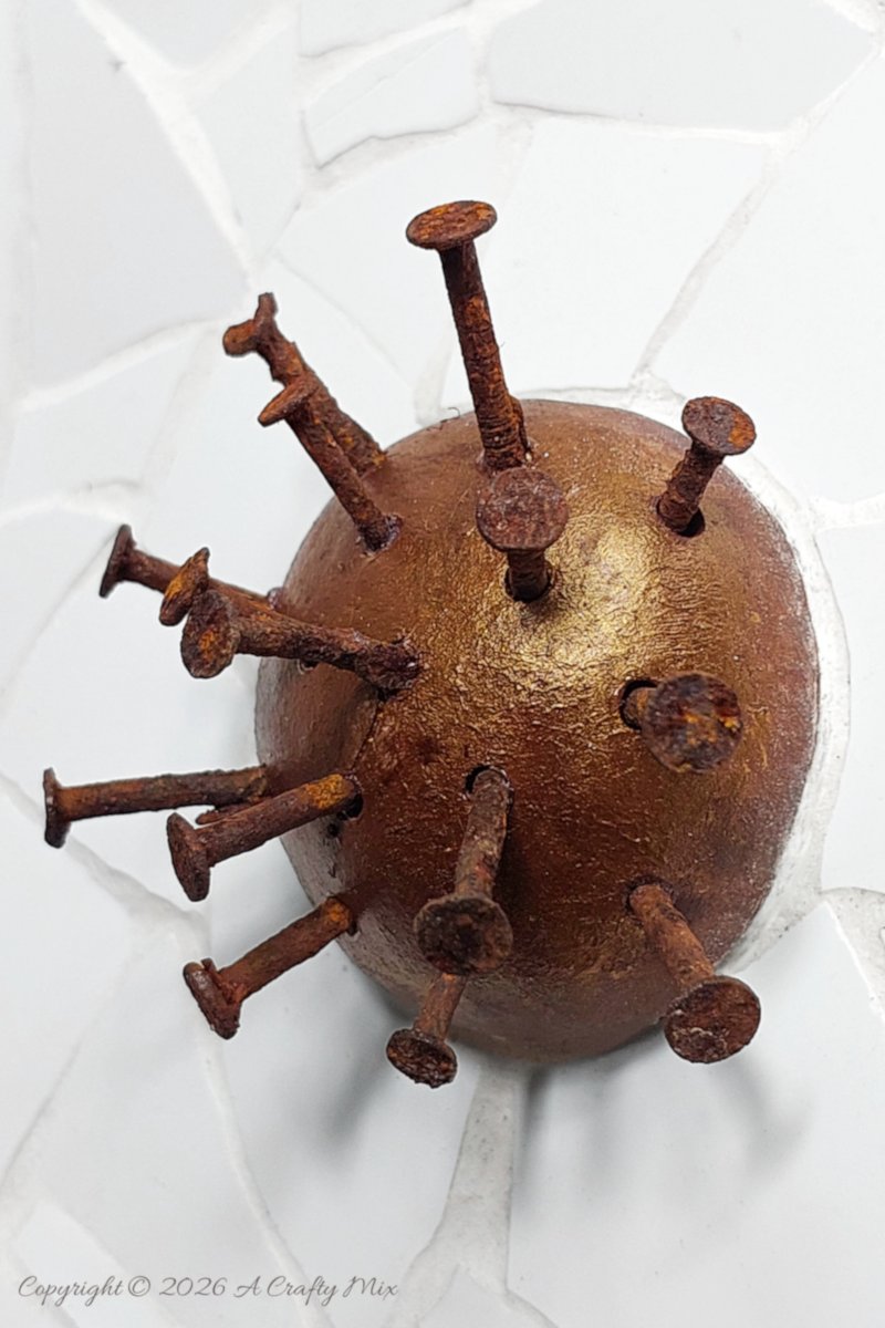 If you&rsquo;ve got a stash of old tiles and hardware lying around, this oversized mosaic flower project is such a fun way to turn them into weather‑friendly garden art that even the dog can&rsquo;t destroy.