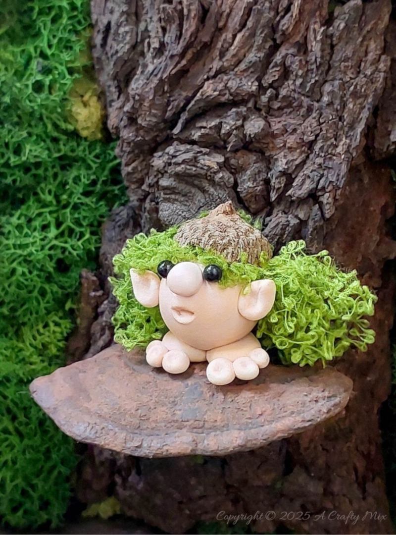 Looking for an adorable, goblin core-inspired project? Meet Mr. Xii Ballisimo, a Forest Ball Sprite. Quick to make and absolutely delightful, this handmade clay buddy is ideal for fairy gardens, desk d&eacute;cor, or easy gifting.